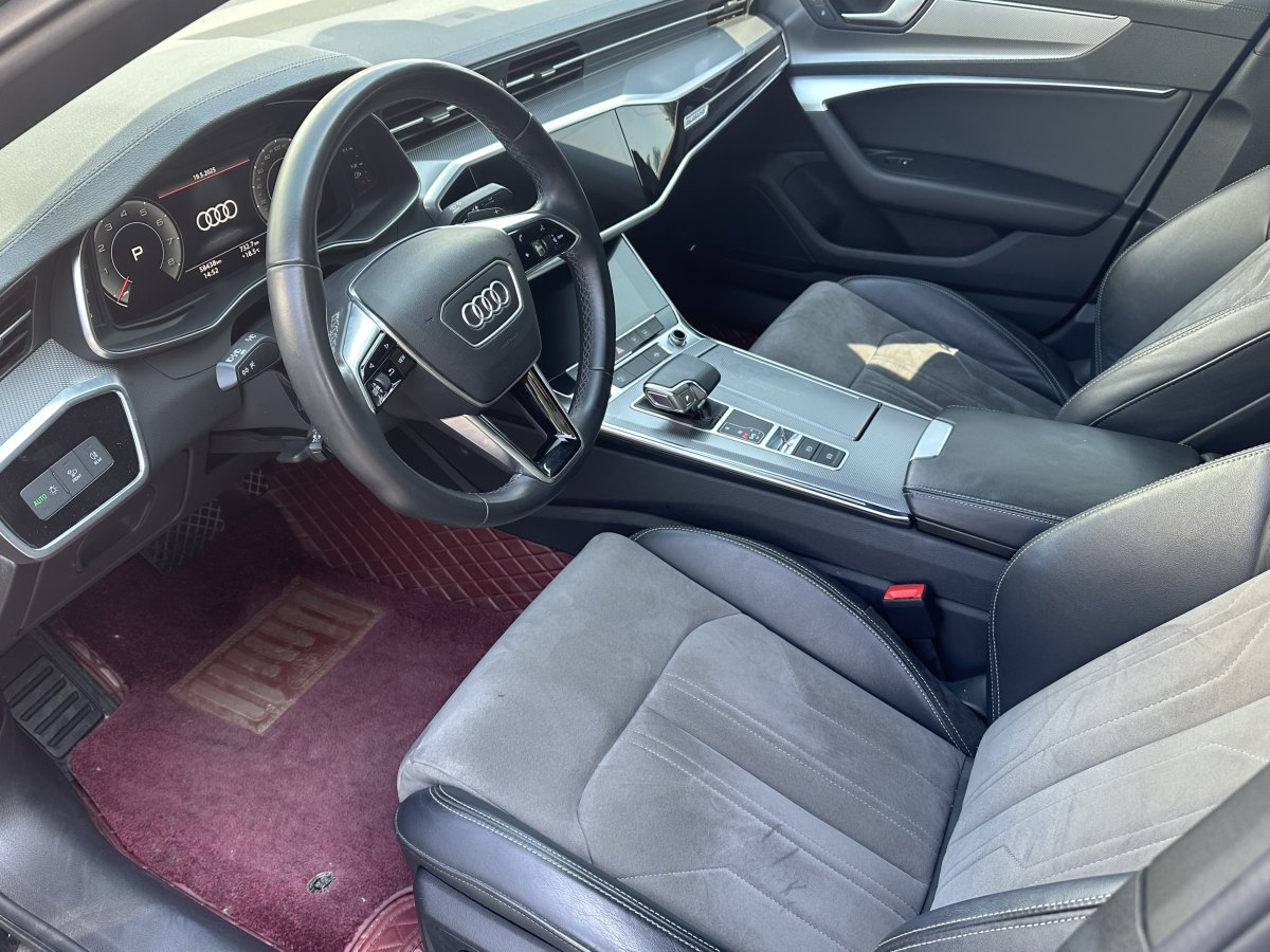 奧迪 奧迪A6L  2022款 45 TFSI quattro 臻選動(dòng)感型圖片