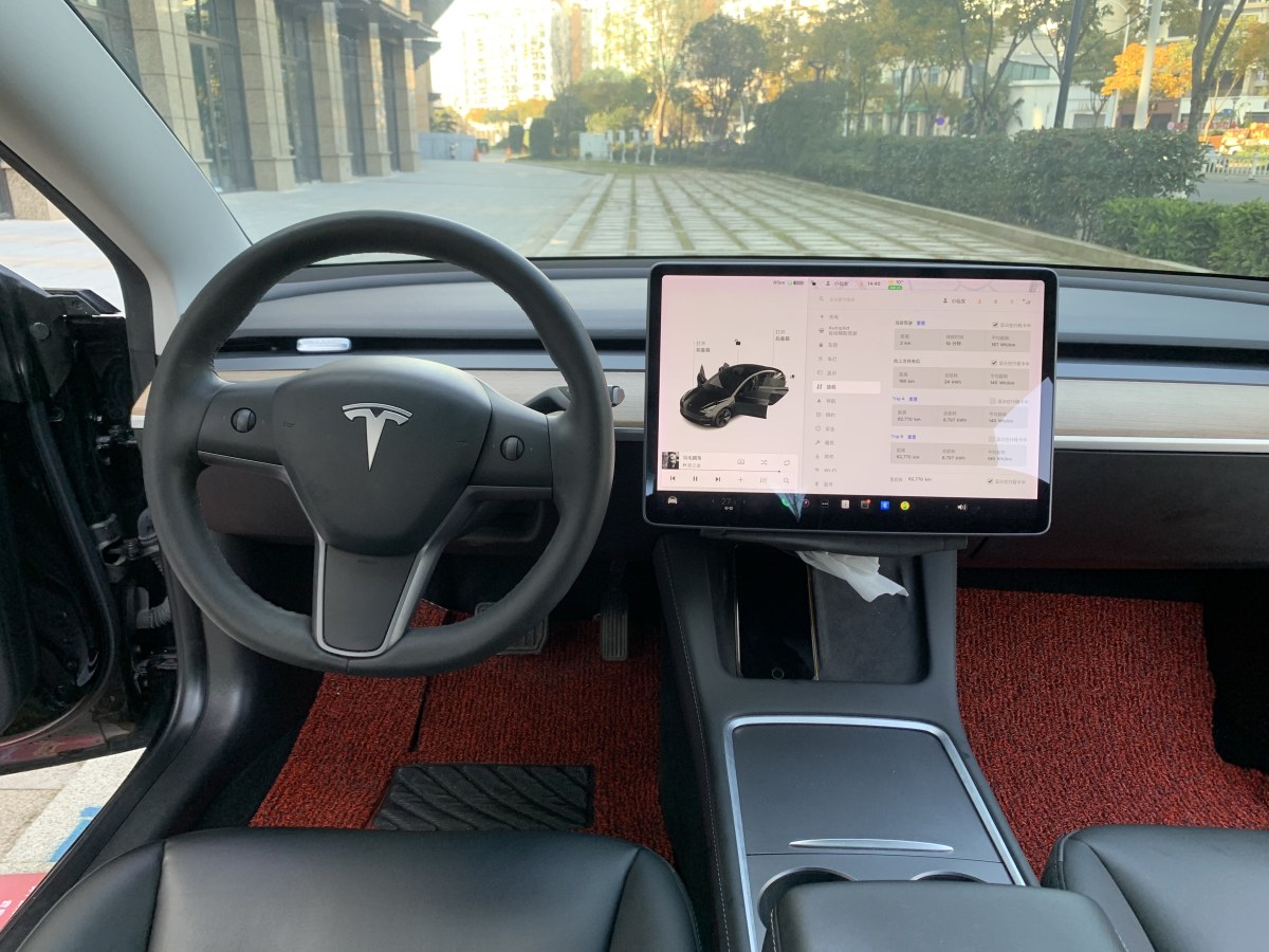 特斯拉 Model 3  2019款 標準續(xù)航后驅升級版圖片