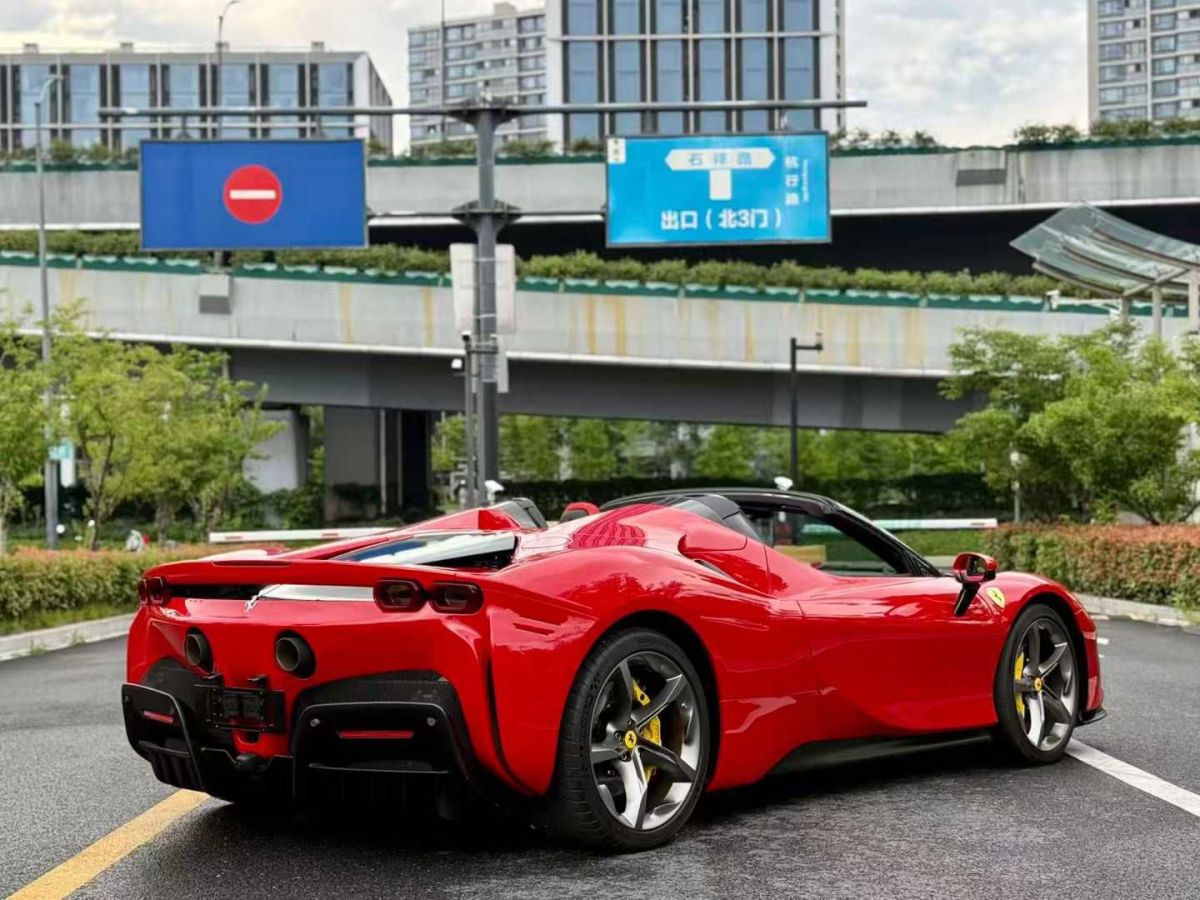 法拉利 Purosangue  2023款 6.5L V12圖片