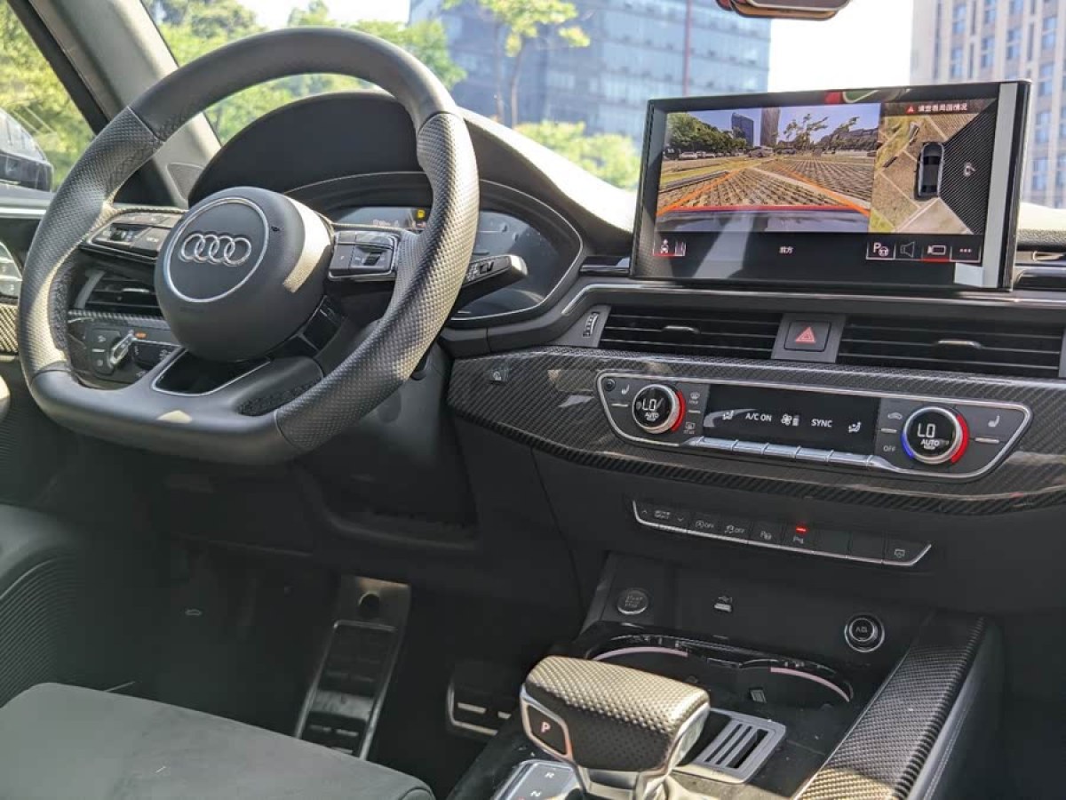 奧迪 奧迪A4L  2024款 45 TFSI quattro 臻選動(dòng)感型圖片