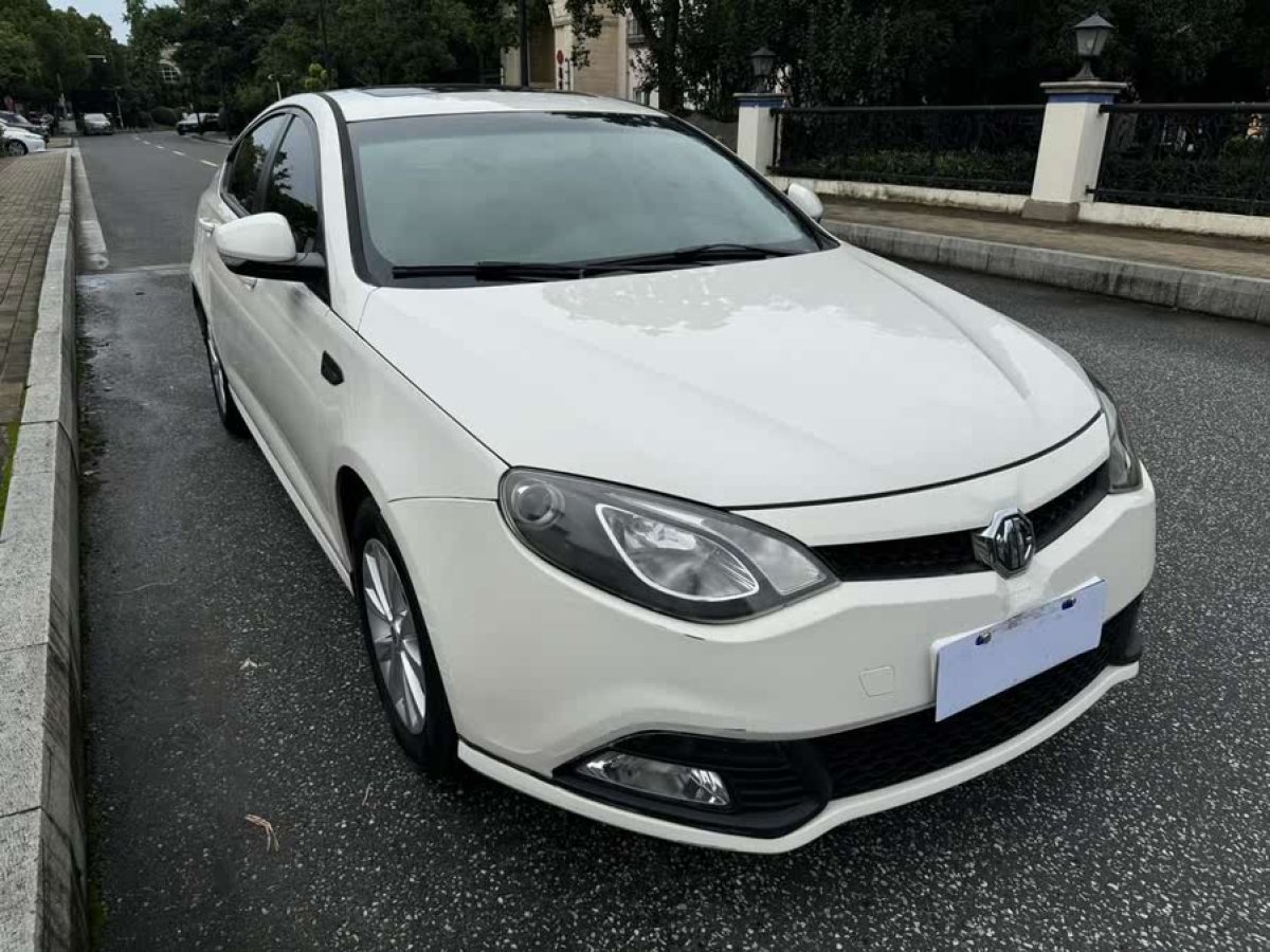 名爵 名爵6  2015款 掀背 1.8L 90周年賽道冠軍版手動(dòng)舒適型圖片