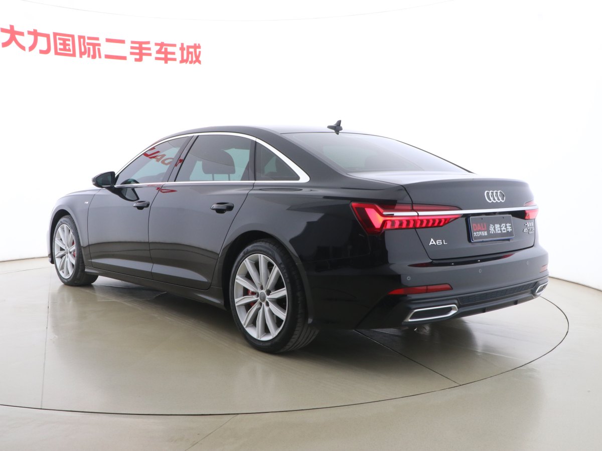 奧迪 奧迪A6L  2021款 45 TFSI 臻選動(dòng)感型圖片