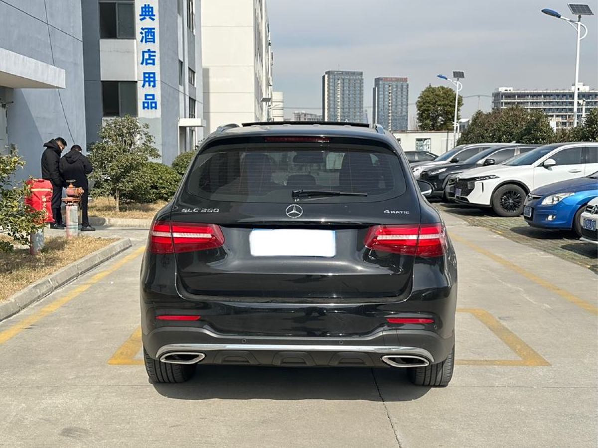 奔馳 奔馳GLC  2017款 GLC 260 4MATIC 豪華型圖片