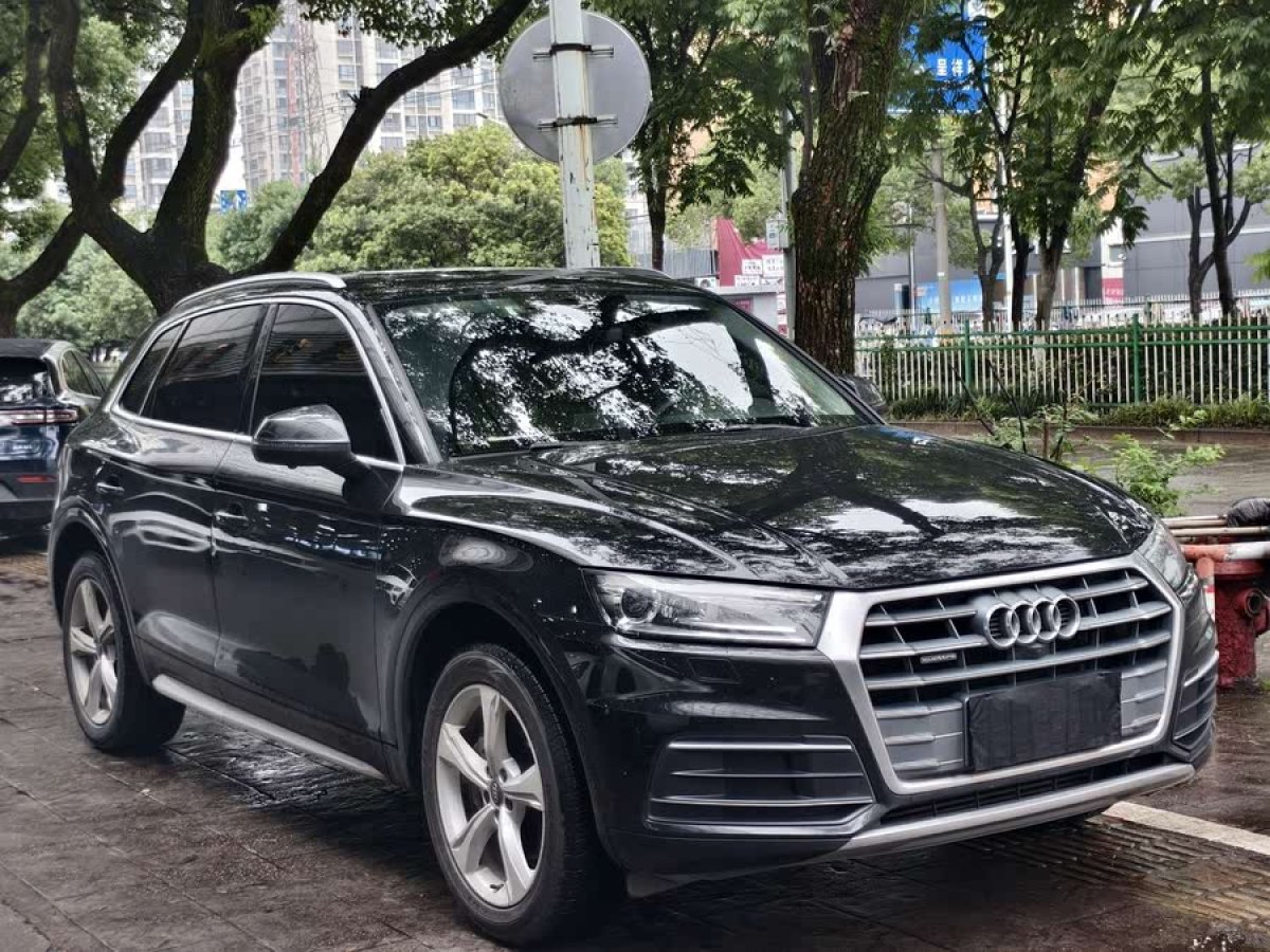 奧迪 奧迪Q5L  2018款  40 TFSI 榮享進(jìn)取型 國(guó)VI圖片