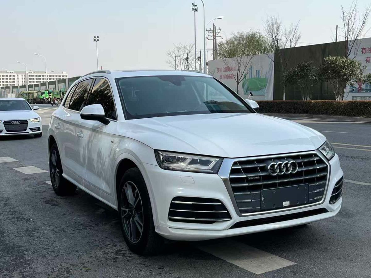 奧迪 奧迪Q3  2019款  35 TFSI 時尚動感型圖片