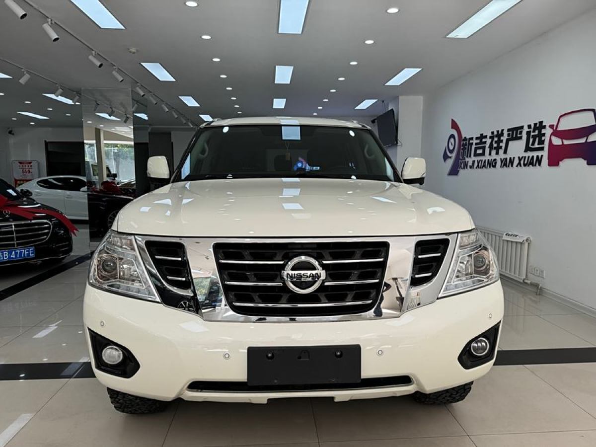 日產(chǎn) 途樂(lè)  2018款 4.0L 領(lǐng)英型圖片