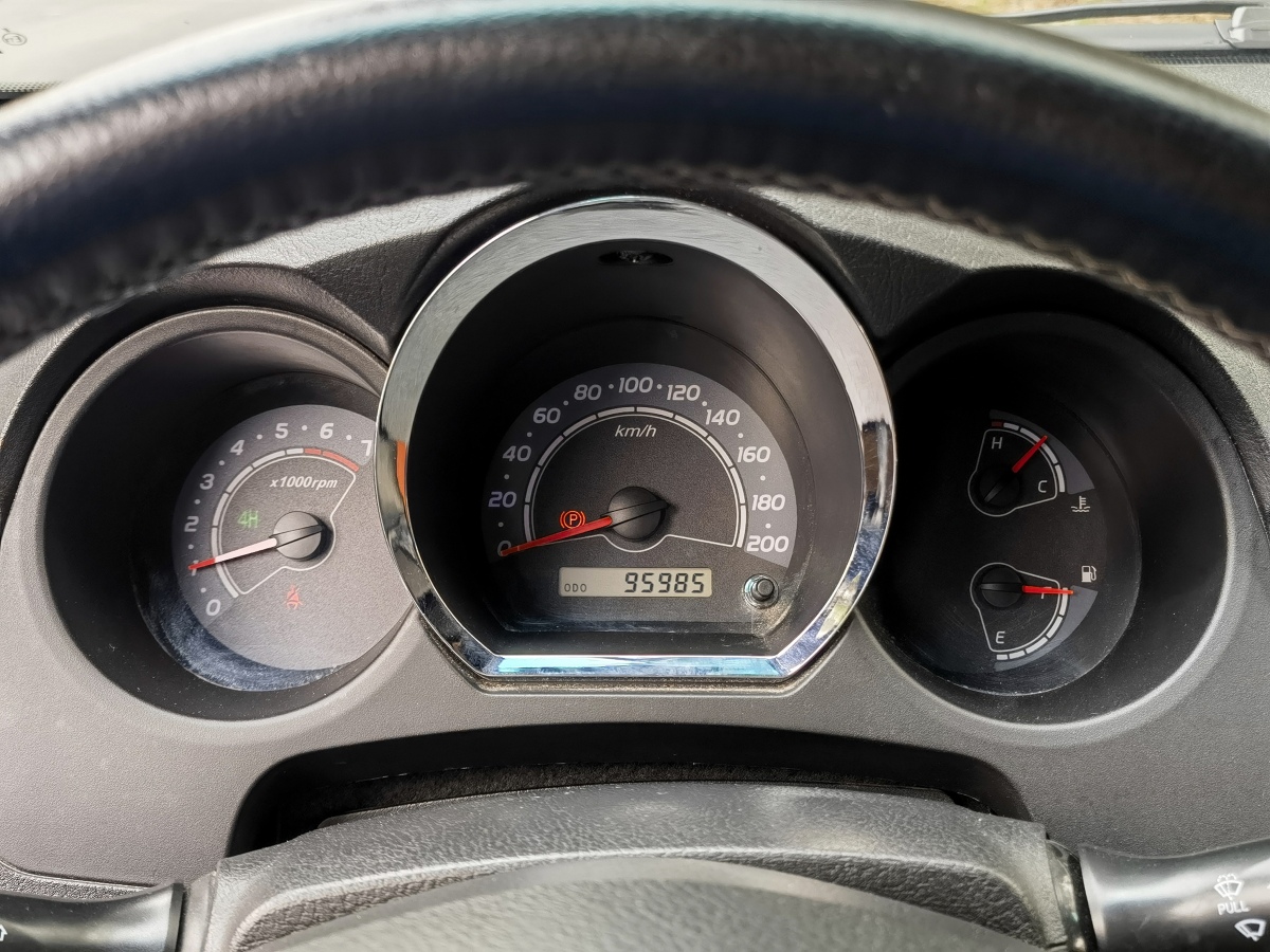 黄海 N1  2017款 2.4L N1S加长型汽油四驱至尊版4G69S4N图片