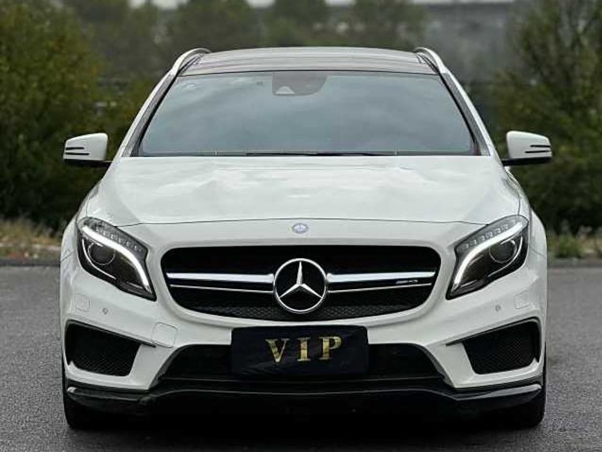 2017年4月奔馳 奔馳GLA AMG  2015款 AMG GLA 45 4MATIC