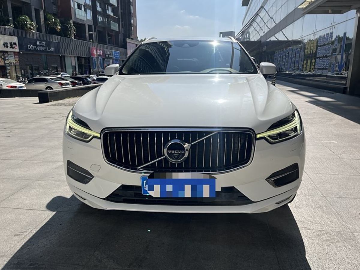 2019年3月沃爾沃 XC60  2019款 T5 四驅(qū)智雅豪華版 國(guó)VI