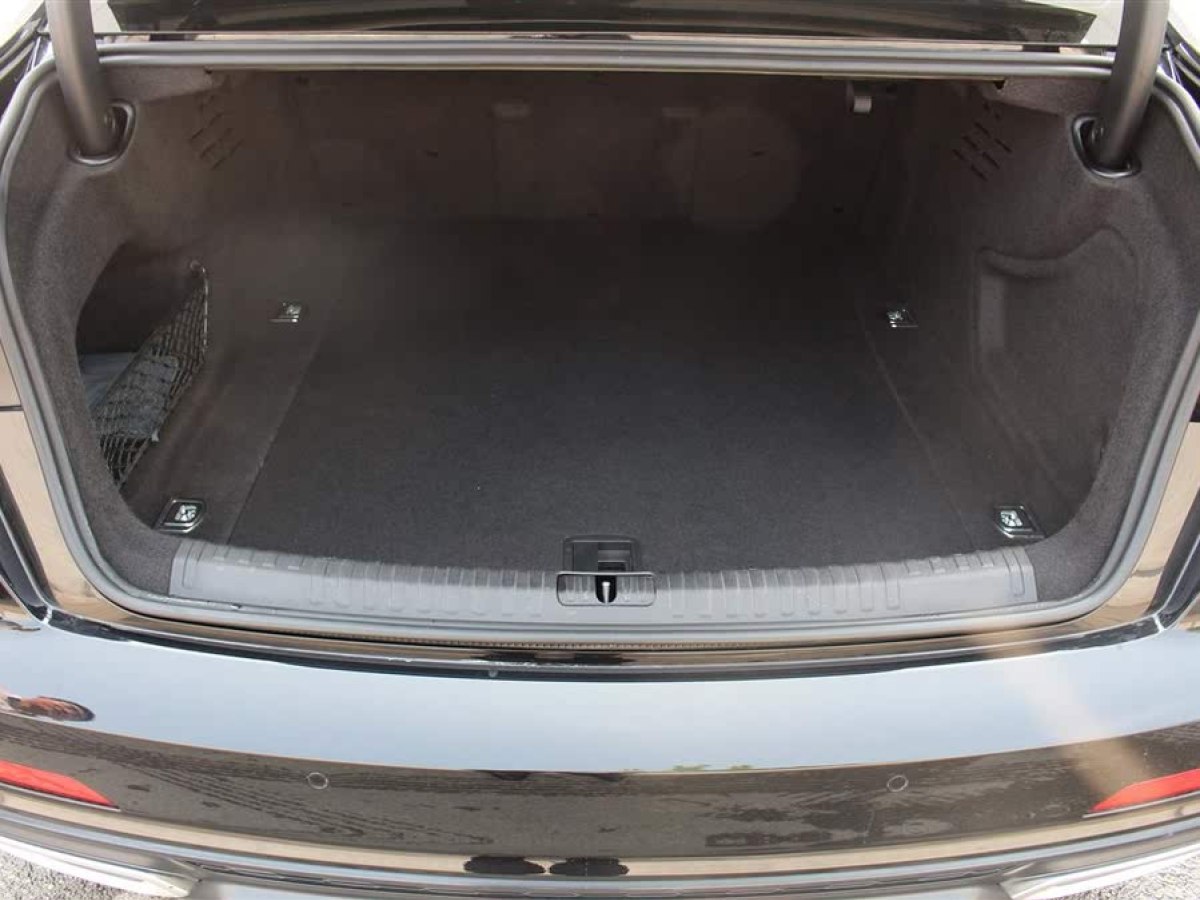 奧迪 奧迪A6L  2019款 40 TFSI 豪華動(dòng)感型圖片