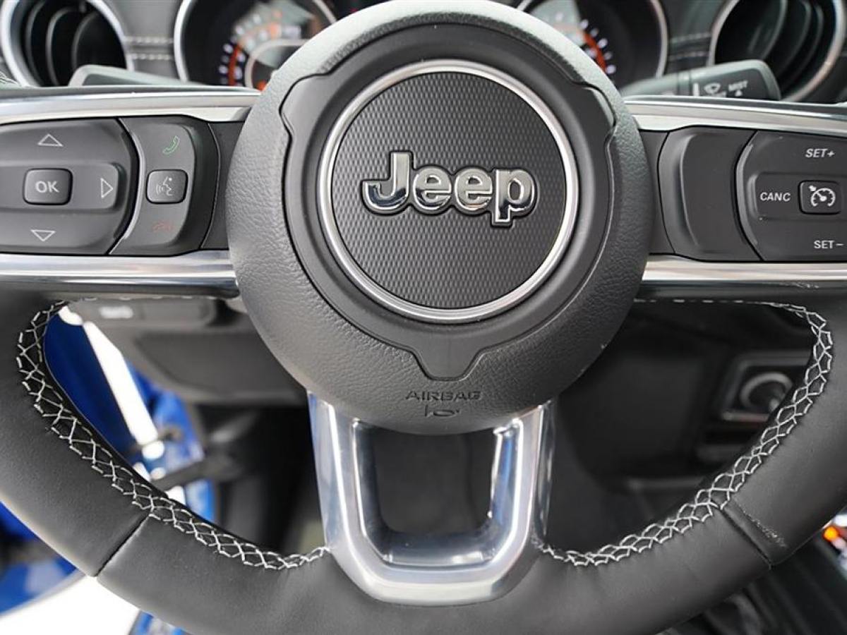 Jeep 角斗士  2022款 3.6L 先行版圖片