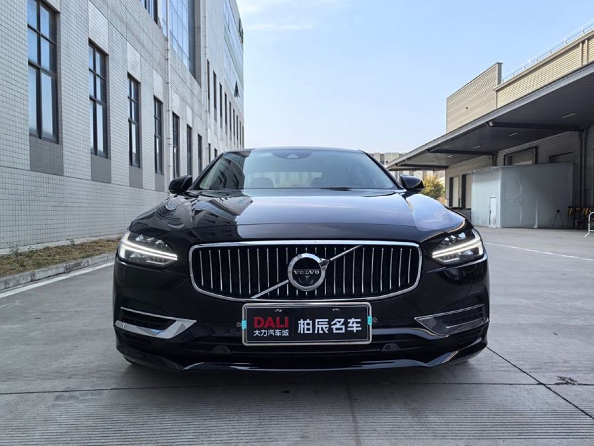 沃爾沃 S90新能源  2019款  T8 E驅(qū)混動 榮譽版 3座 國VI圖片