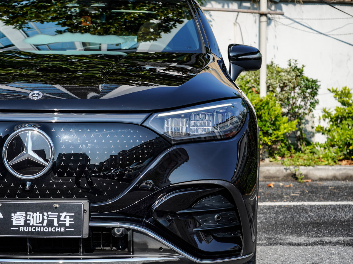 2024年5月奔馳 奔馳EQE SUV  2024款 500 4MATIC 豪華版