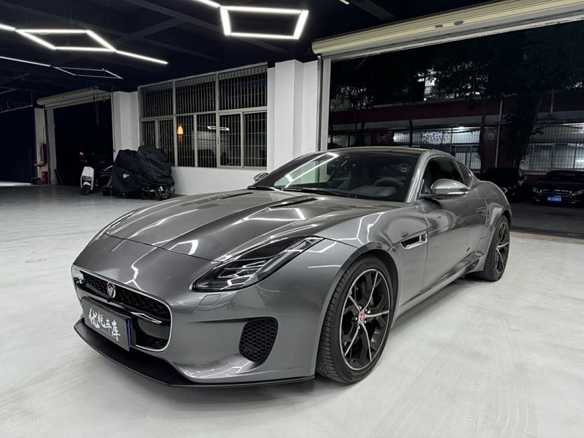 捷豹 F-TYPE  2019款 2.0T 硬頂版圖片