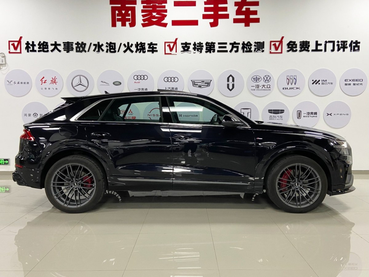 奧迪Q8 2019款 55 TFSI 臻選動感型圖片