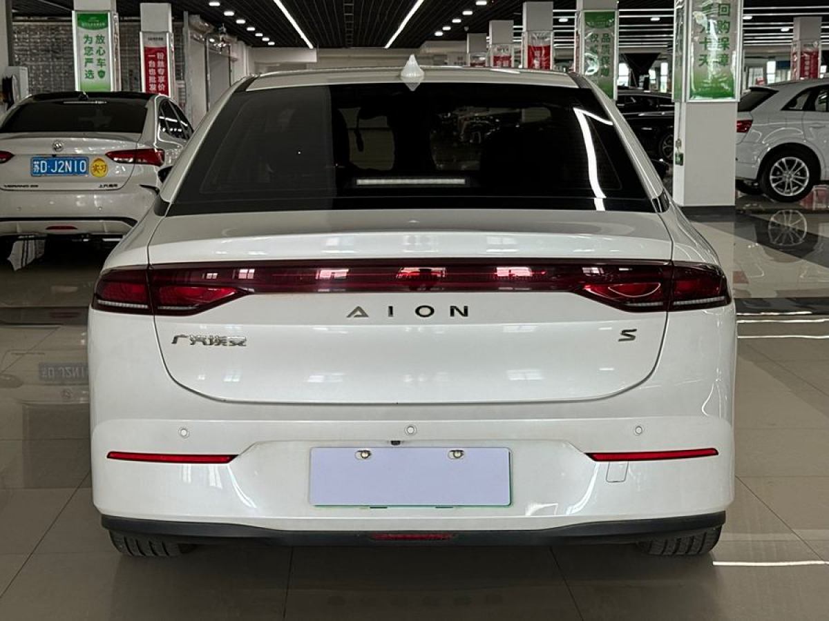 埃安 AION S  2022款 魅 580图片