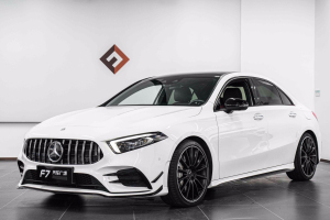 奔驰A级AMG 奔驰 AMG A 35 L 4MATIC