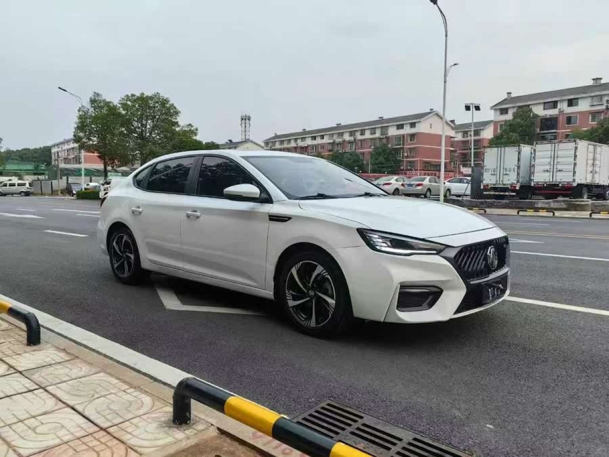 名爵 名爵6新能源  2020款 混動領(lǐng)潮風(fēng)尚版圖片