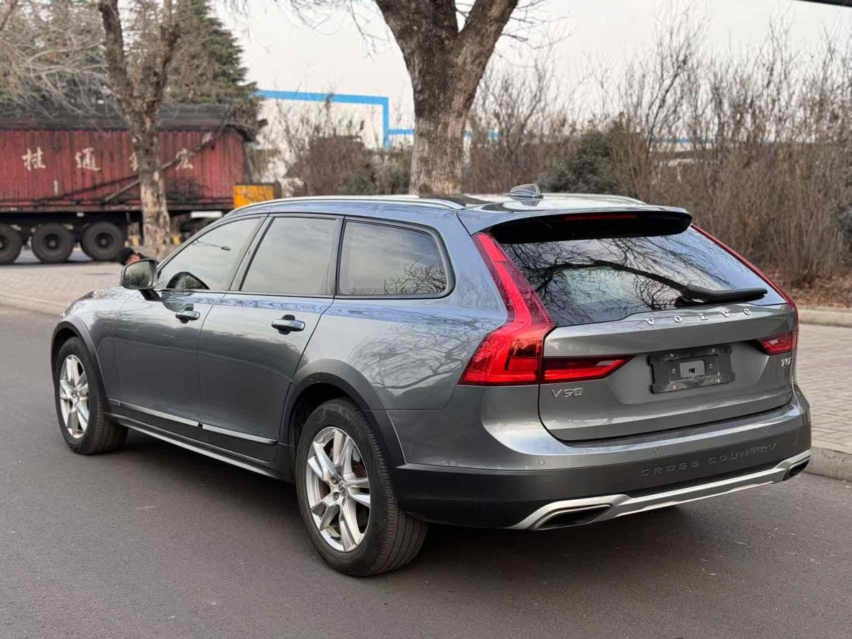 沃爾沃 V90  2017款 Cross Country T5 AWD 智尊版圖片