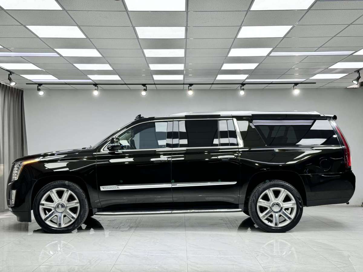 凱迪拉克 凱雷德ESCALADE  2017款 6.2L ESV鉑金版加長(zhǎng)型圖片