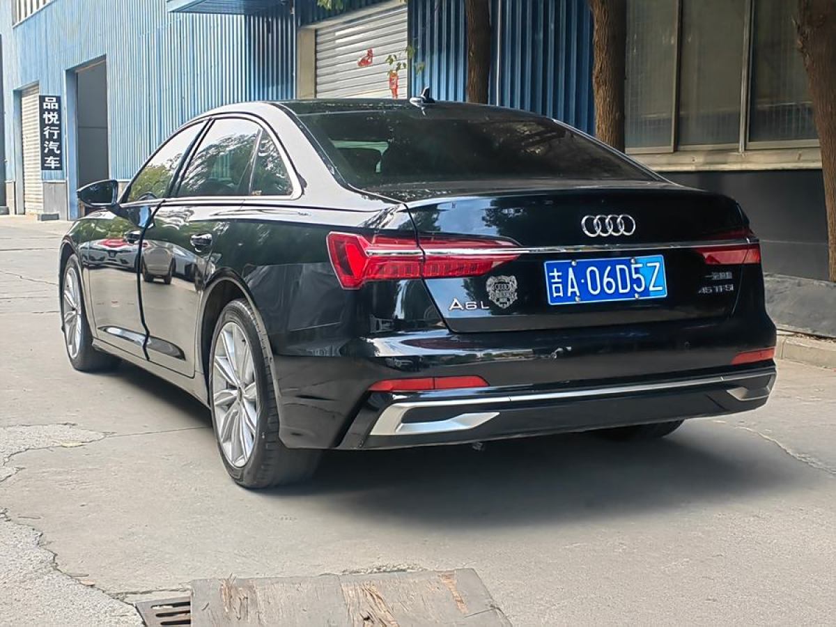 奧迪 奧迪A6L  2023款 改款 45 TFSI 臻選動感型圖片