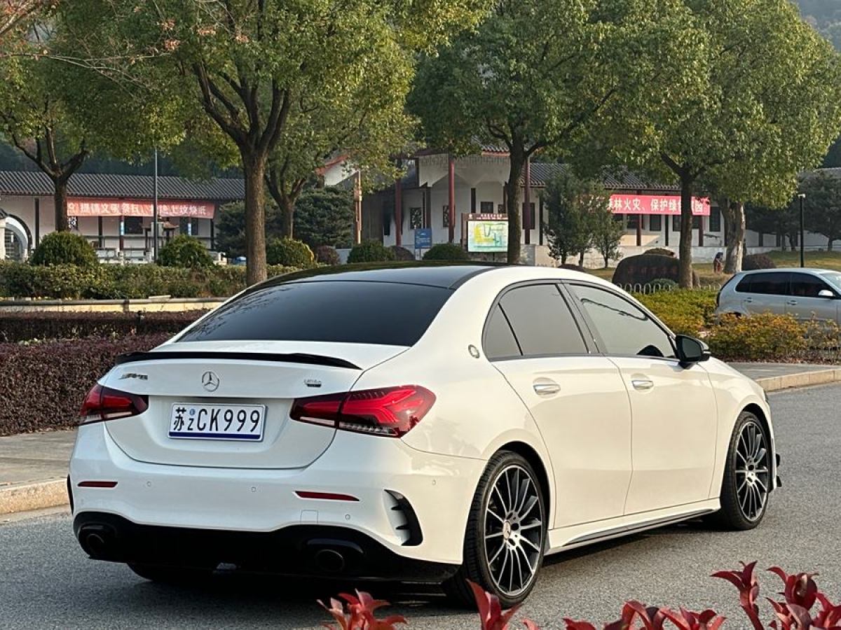 奔馳 奔馳A級(jí)AMG  2024款 改款 AMG A 35 4MATIC圖片