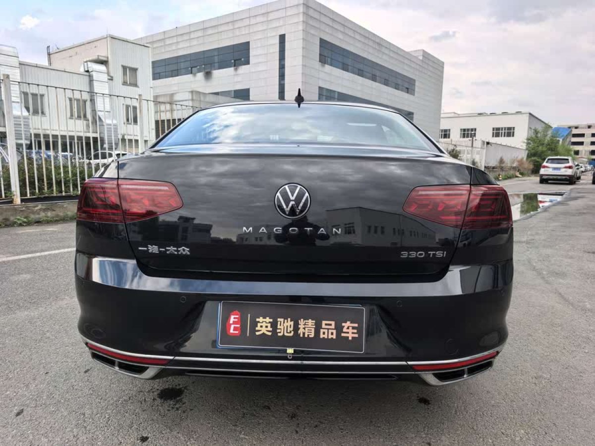 大眾 邁騰  2023款 200萬輛紀(jì)念版 330TSI DSG豪華型圖片