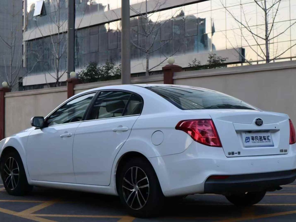 奔騰 B70  2015款 1.8T 自動(dòng)精英型圖片