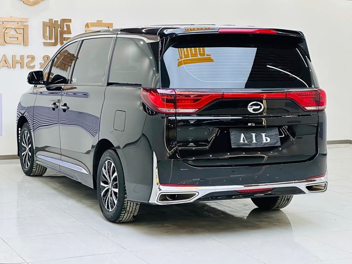 廣汽傳祺 M8  2024款 領(lǐng)秀系列 390T 尊享版圖片