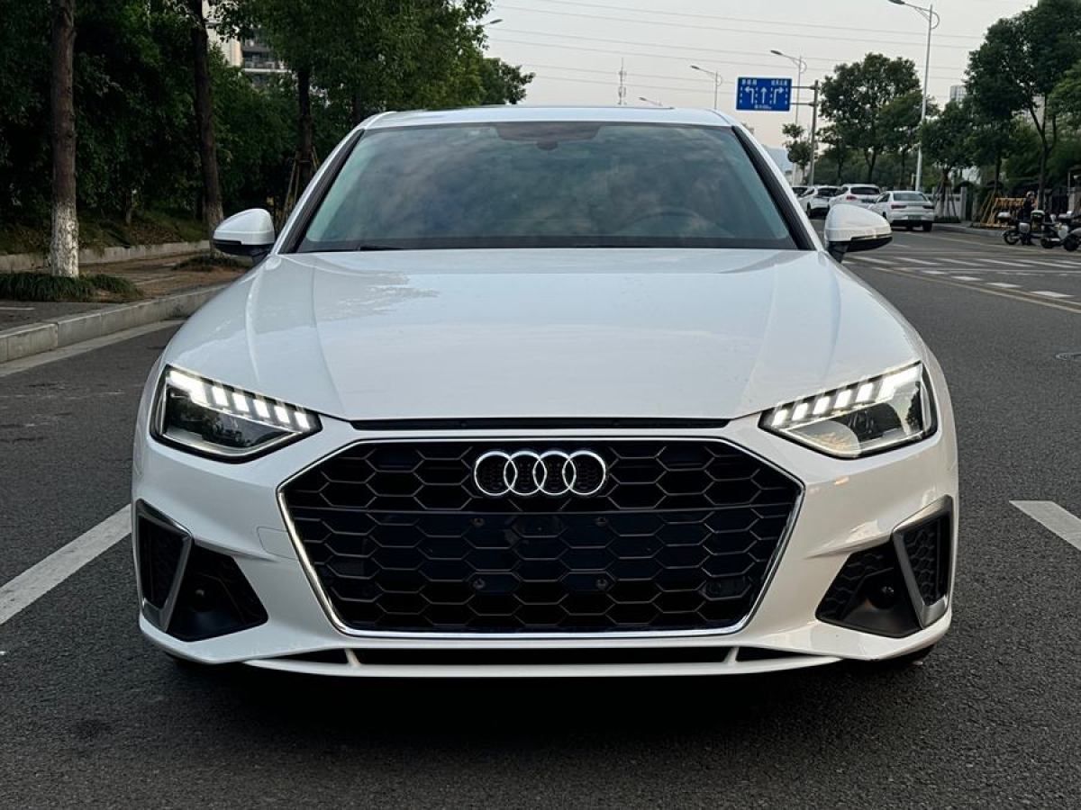 奧迪 奧迪A4L  2020款 40 TFSI 時(shí)尚動(dòng)感型圖片