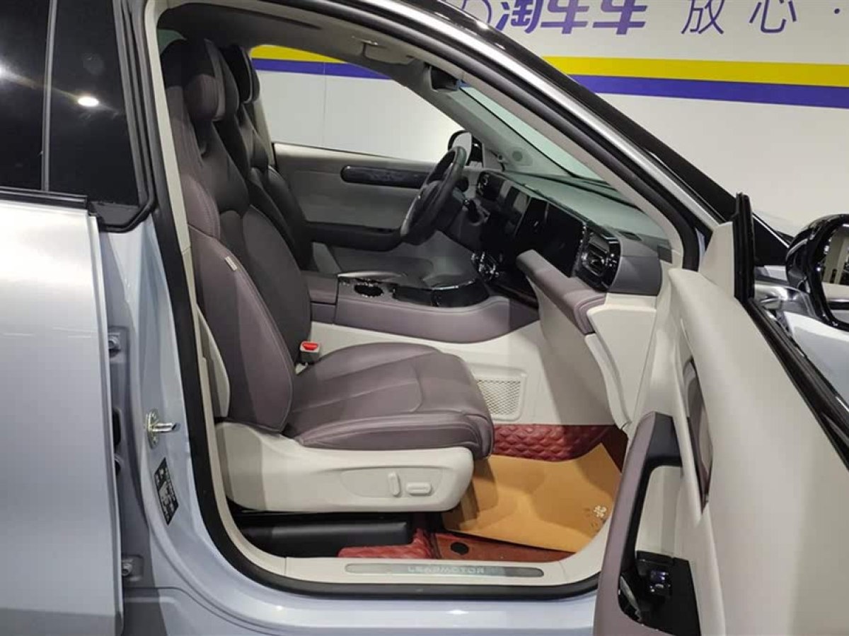 零跑 零跑C11  2023款 增程 300智享版圖片