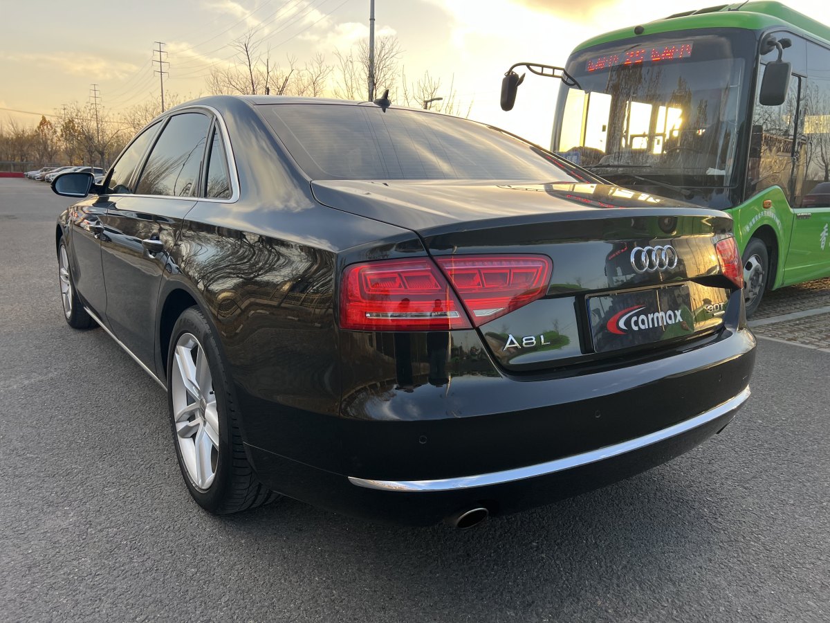 奧迪 奧迪A8  2011款 A8L 3.0 TFSI quattro豪華型(213kW)圖片