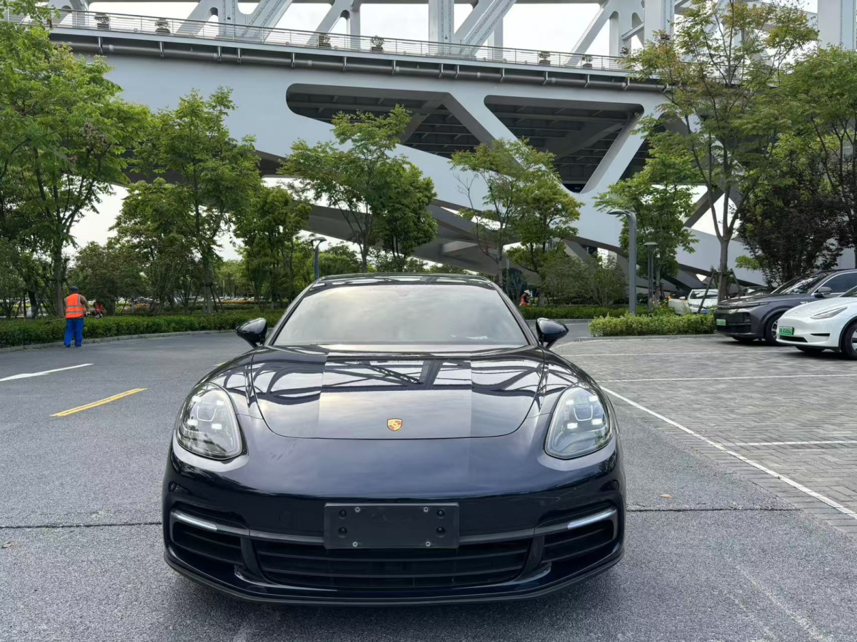 保時(shí)捷 Panamera  2013款 4 Platinum Edition 3.6圖片