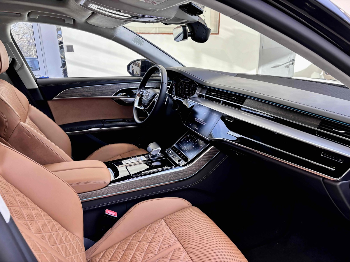 奧迪 奧迪A8  2023款 A8L 55 TFSI quattro 旗艦型圖片