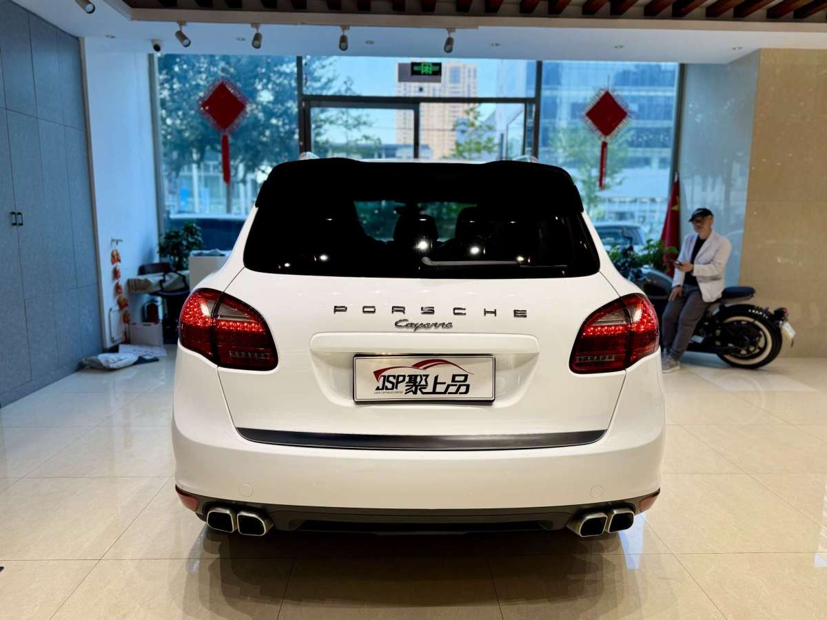 保時(shí)捷 Cayenne  2014款 Cayenne Platinum Edition 3.0T圖片