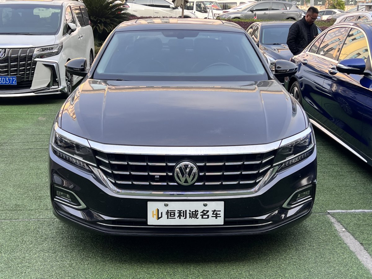 2019年6月大眾 帕薩特  2020款 330TSI 豪華版 國V