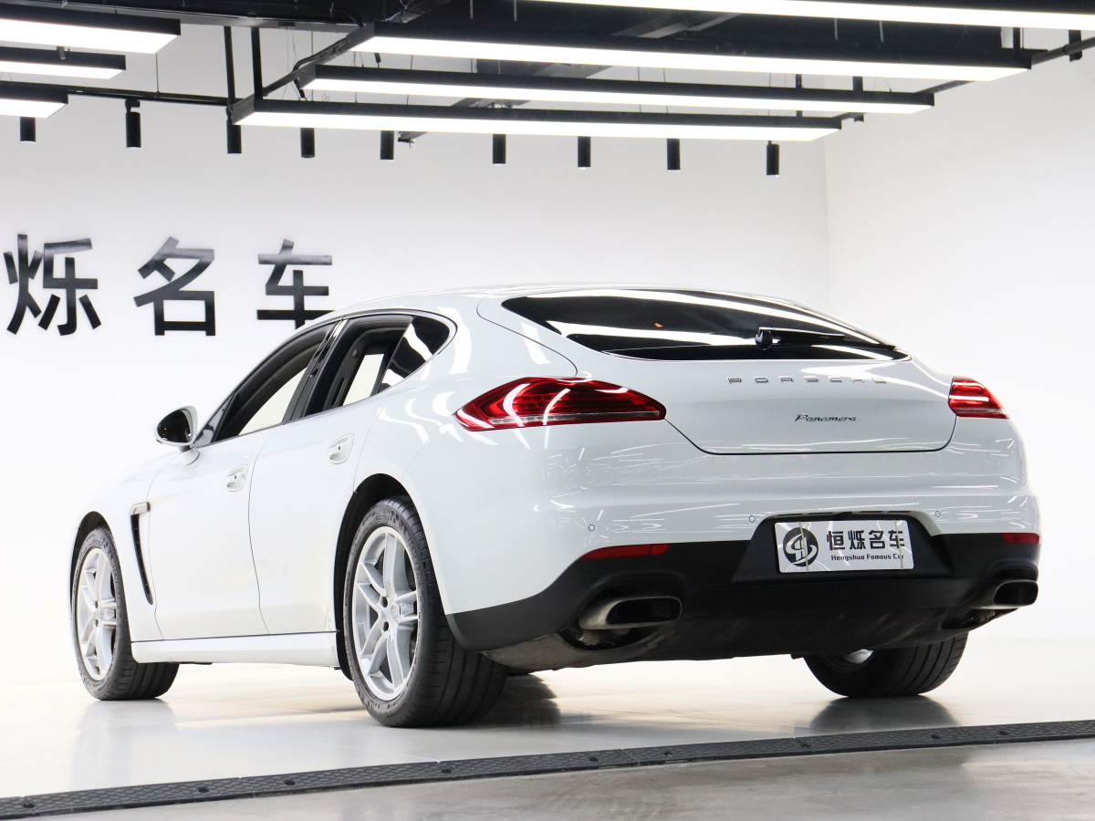 保時(shí)捷 Panamera  2014款 Panamera 3.0T圖片