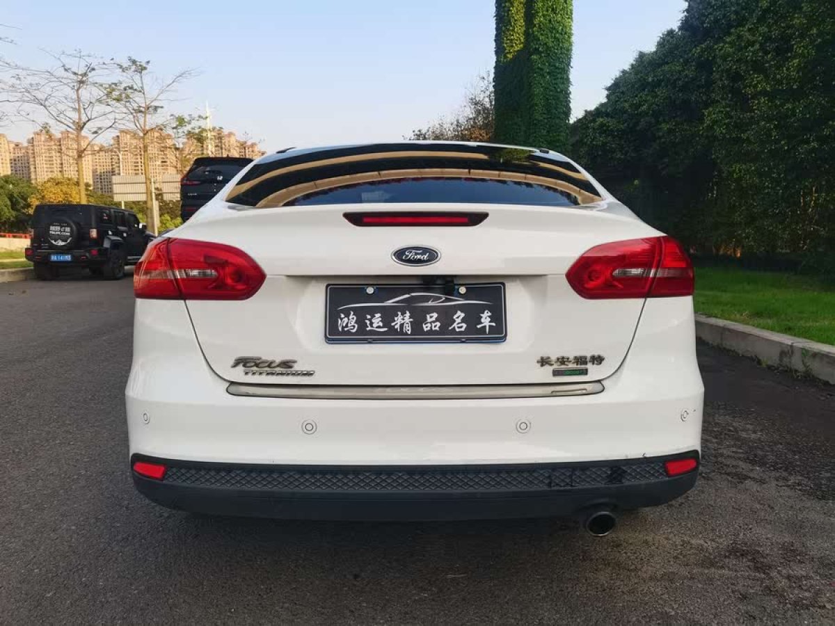 福特 ?？怂? 2015款 三廂 EcoBoost 180 自動旗艦型圖片