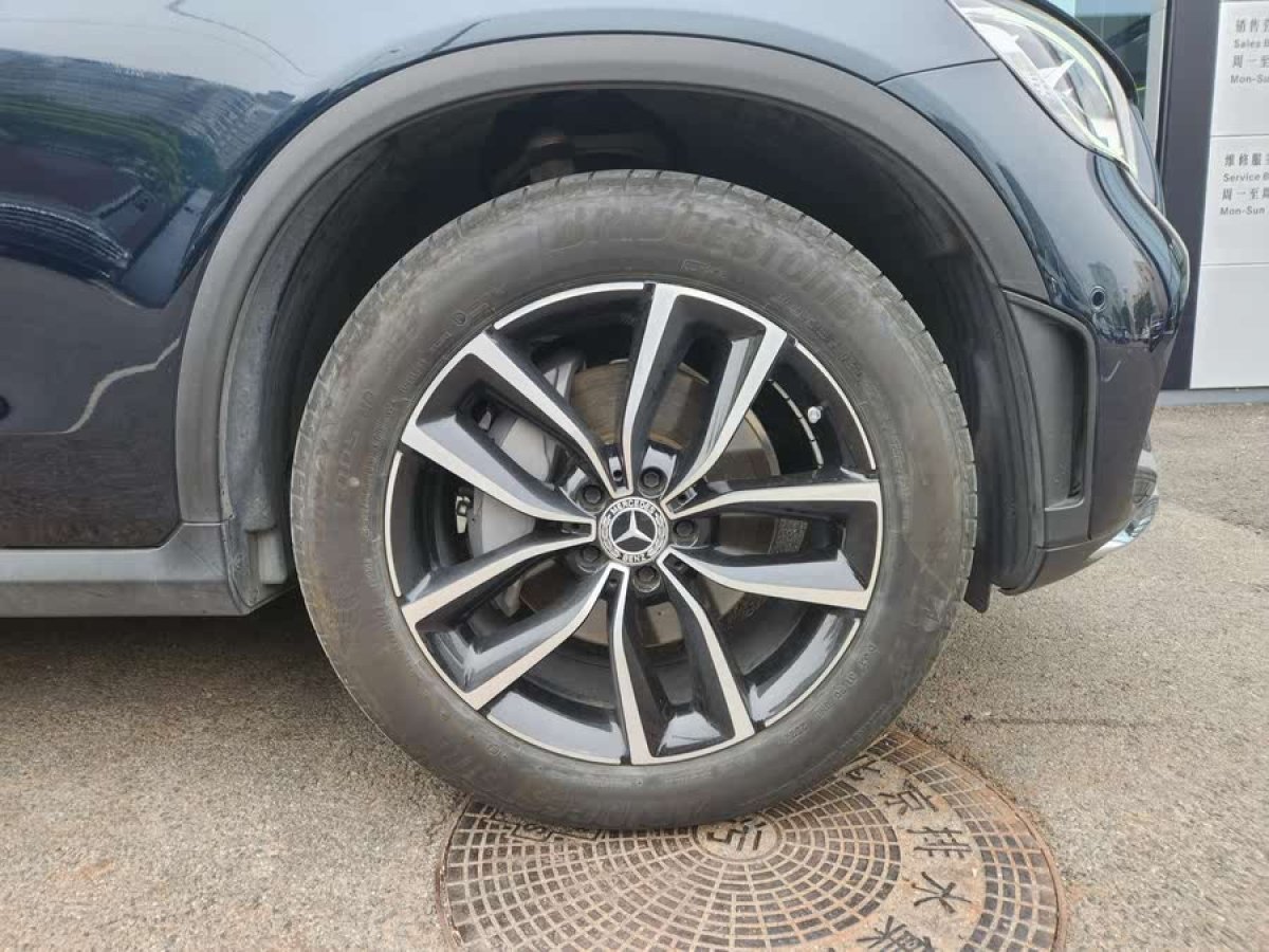 奔馳 奔馳GLC  2025款 改款 GLC 260 L 4MATIC 豪華型圖片
