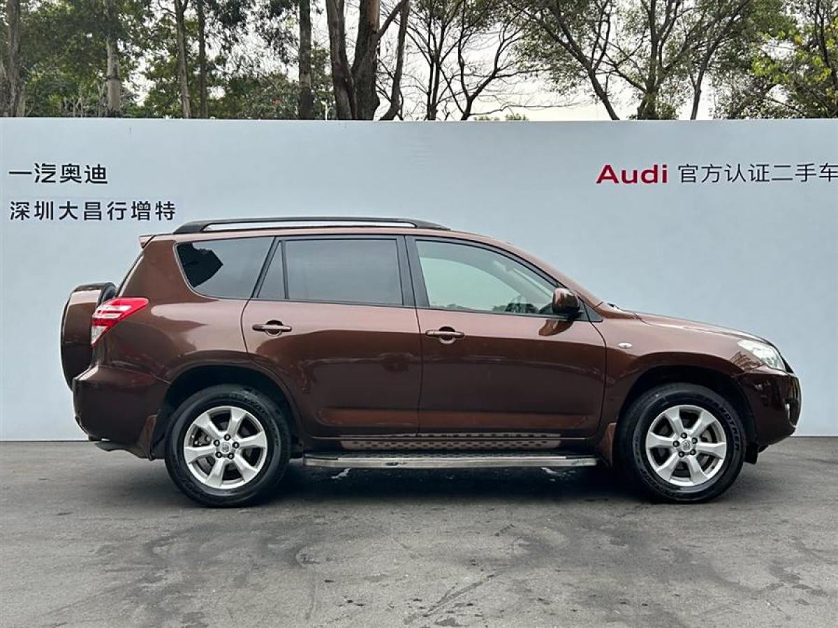 豐田 RAV4榮放  2011款 2.0L 自動(dòng)經(jīng)典版圖片