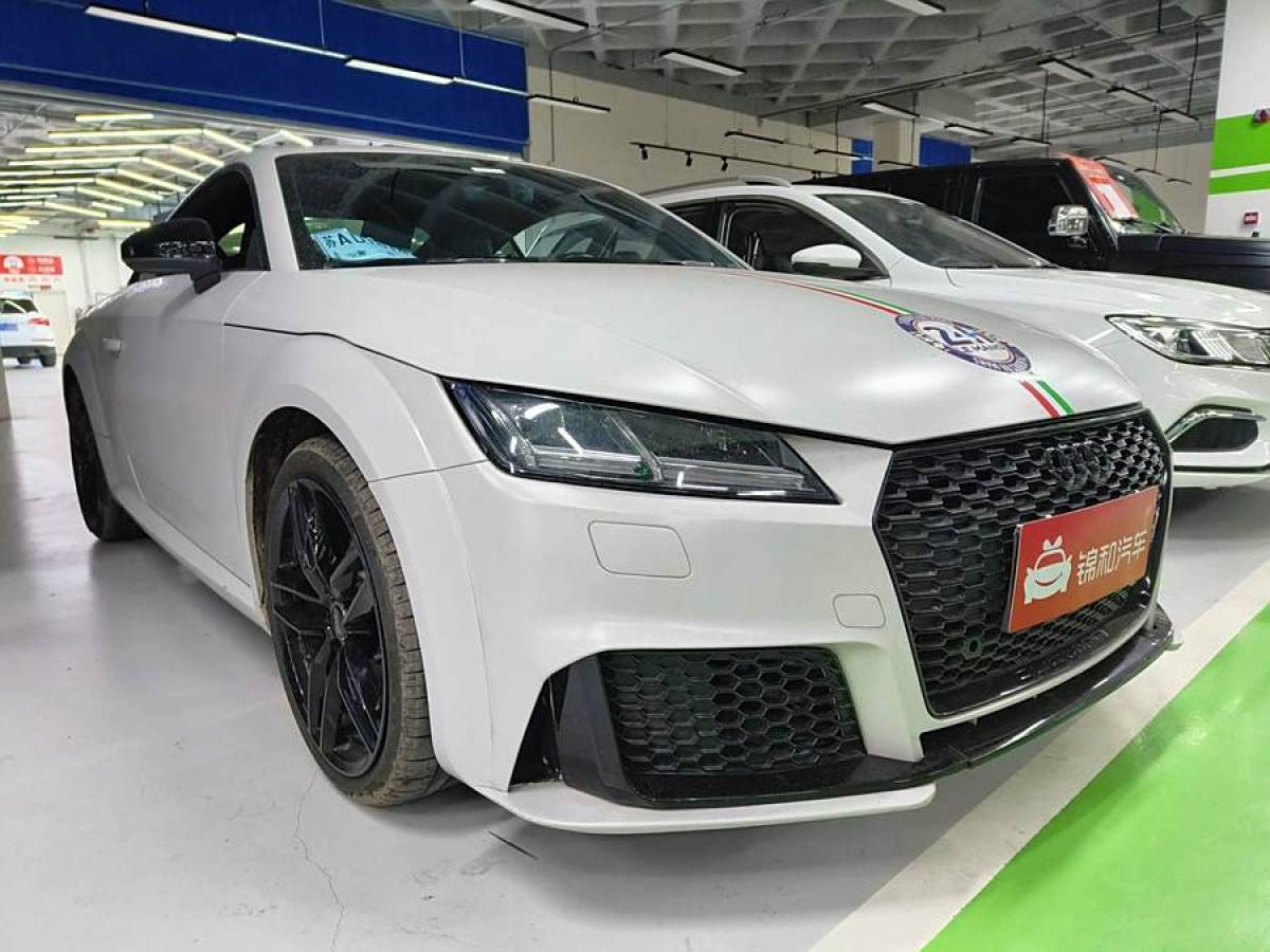 奧迪 奧迪TT  2015款 TT Coupe 45 TFSI quattro 復(fù)仇者聯(lián)盟決勝版圖片