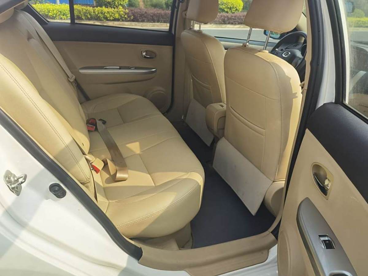 長城 C30  2013款 1.5L CVT豪華型圖片