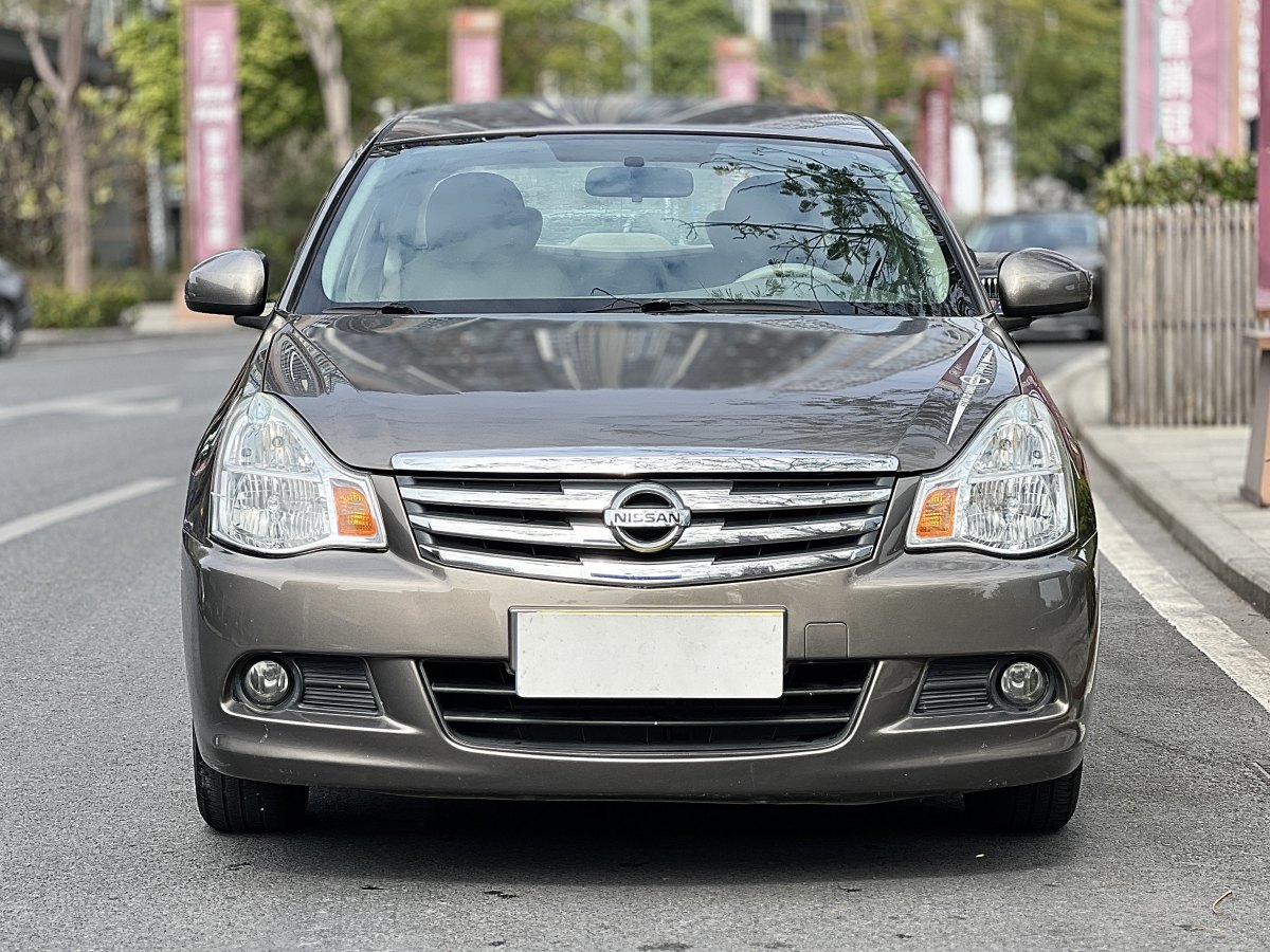 日產(chǎn) 軒逸  2012款 經(jīng)典 1.6XE 自動舒適版圖片