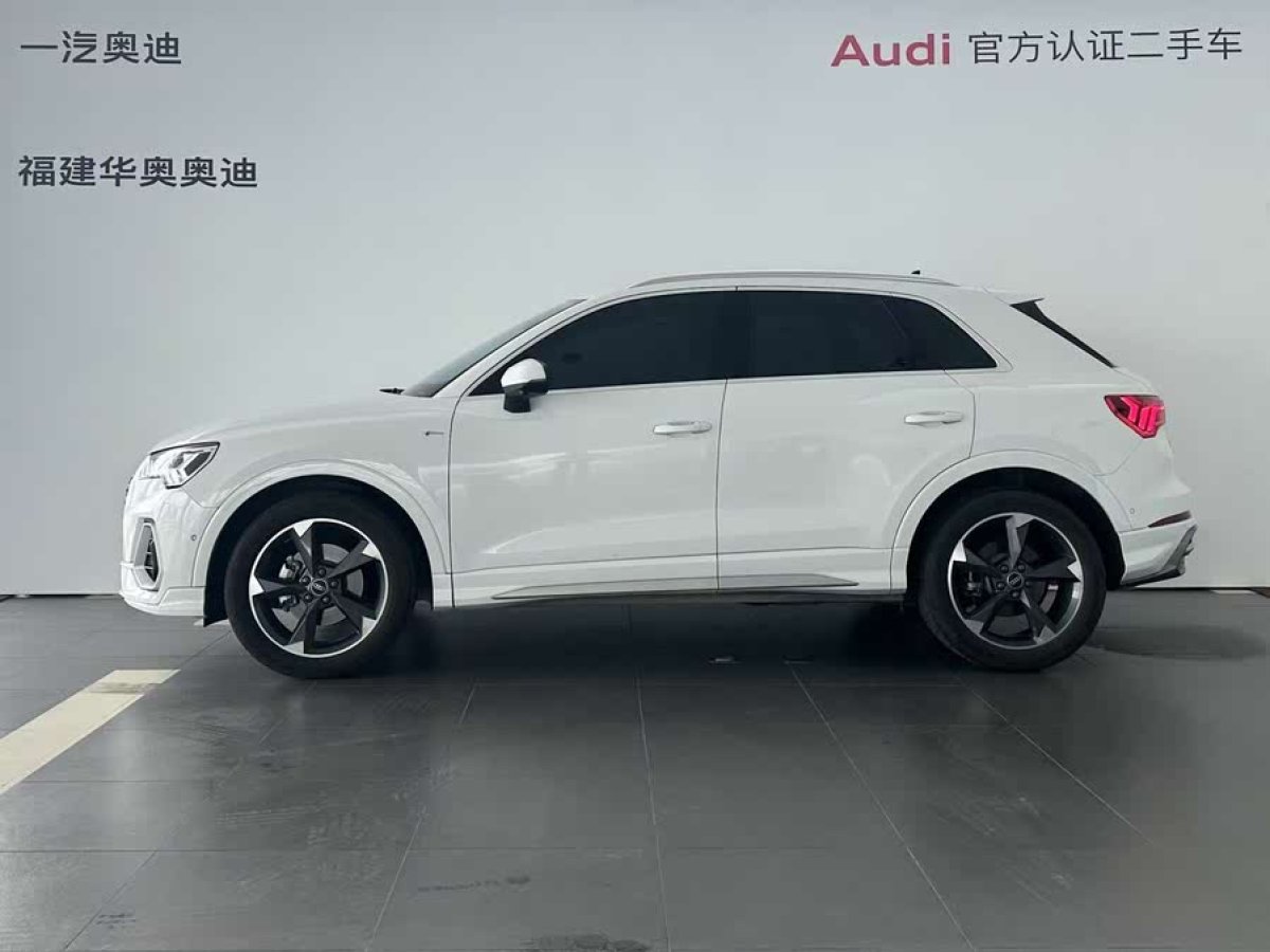 奧迪 奧迪Q3  2022款 35 TFSI 時(shí)尚動(dòng)感型圖片