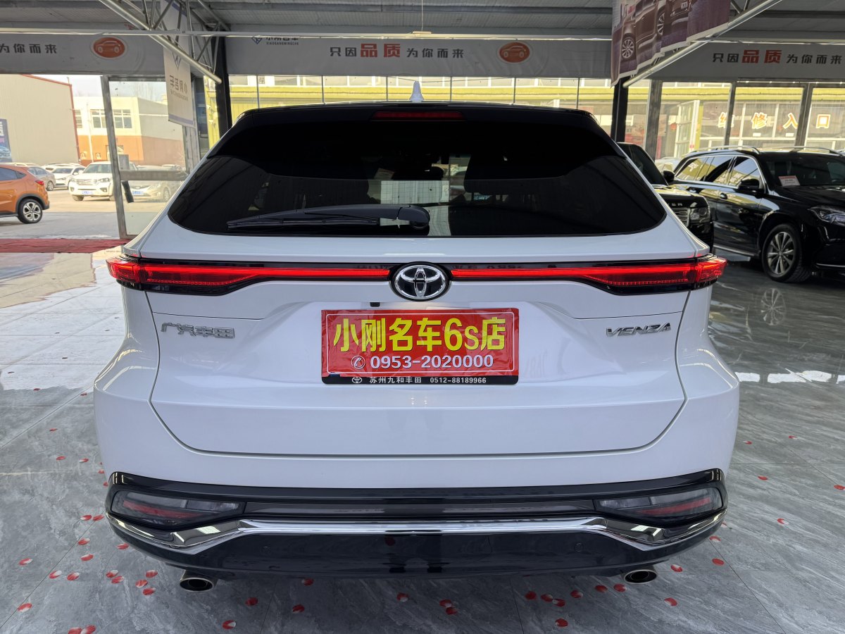 豐田 威颯  2022款 2.0L CVT兩驅(qū)豪華版圖片