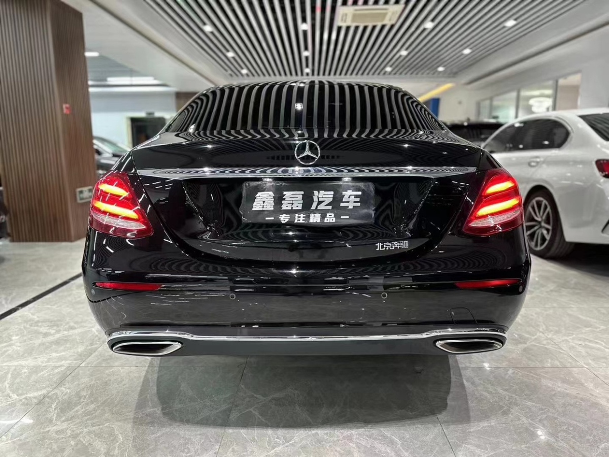 奔馳 奔馳E級  2021款 E 300 L 時尚型圖片