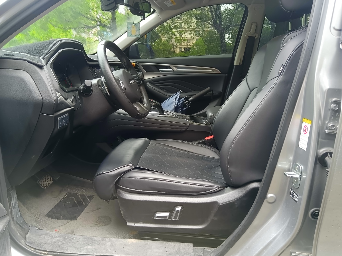哈弗 F7  2020款 2.0T 兩驅(qū)i動圖片