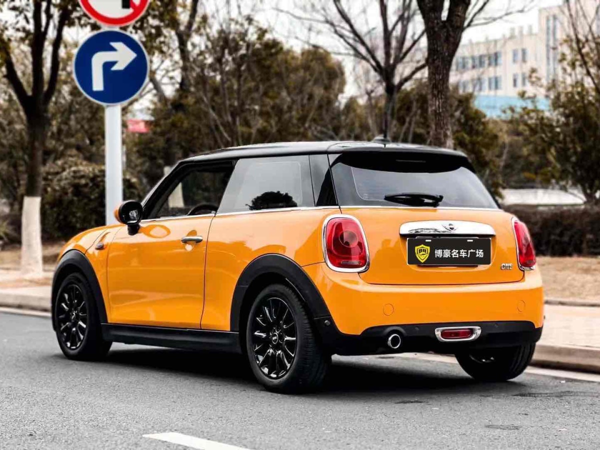 MINI MINI  2016款 1.2T ONE 先鋒派圖片