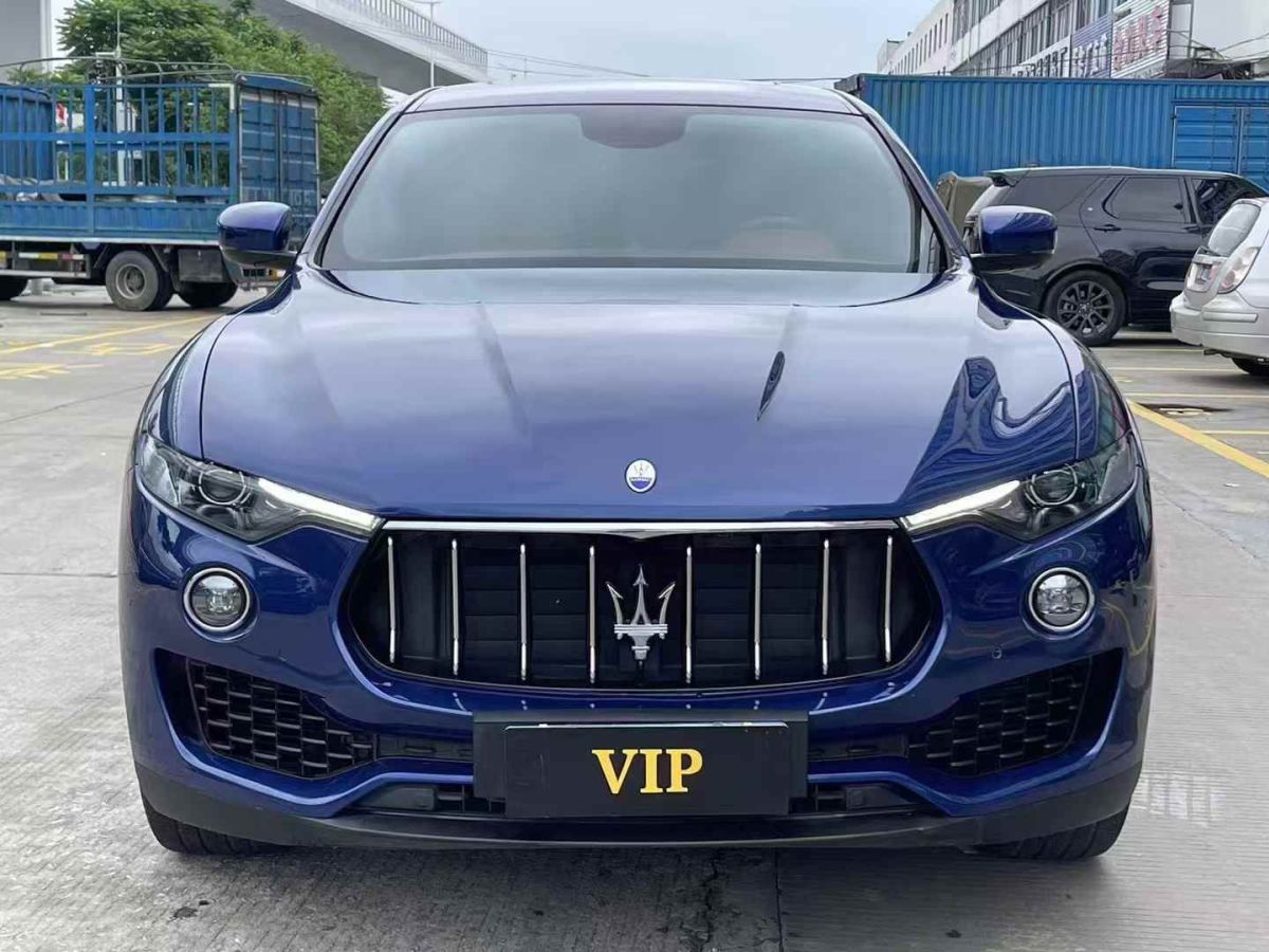 瑪莎拉蒂 Levante  2019款  3.0T 350Hp 標(biāo)準(zhǔn)版圖片