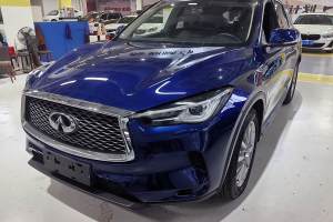 QX50 英菲尼迪 改款 2.0T 兩驅(qū)時(shí)尚版